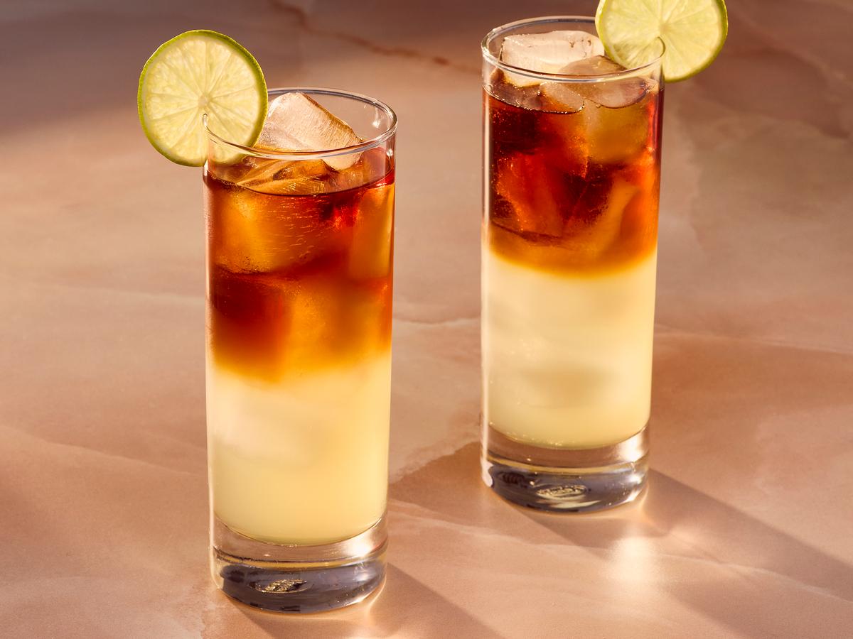 This 1800s Cocktail Is the Easiest Drink to Make