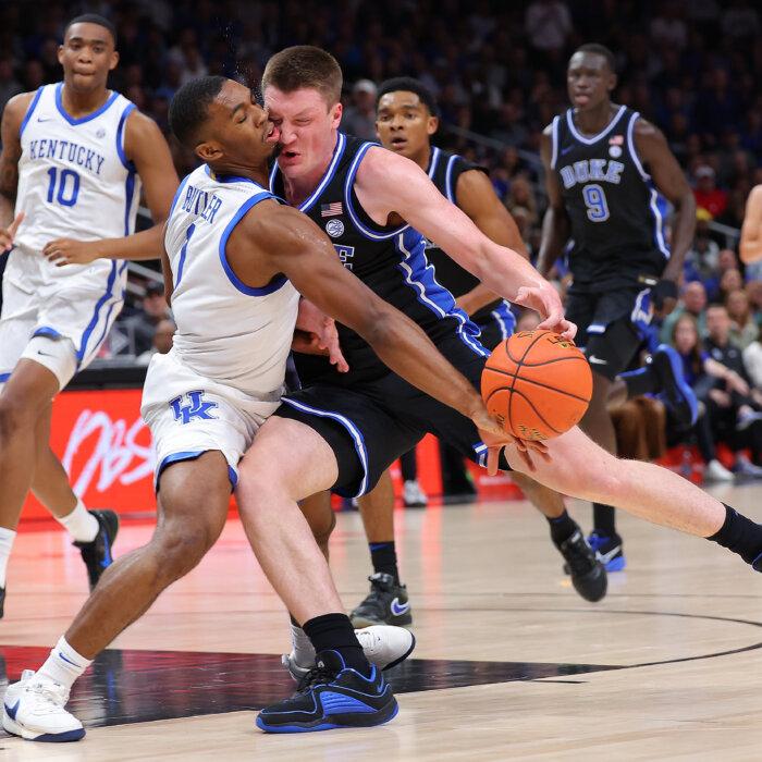 New-Look Kentucky Shows Quick Growth in Win Over Duke