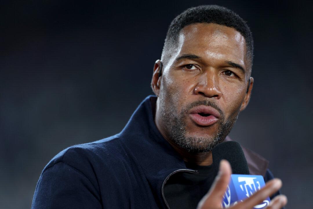Michael Strahan Breaks Silence After National Anthem Incident