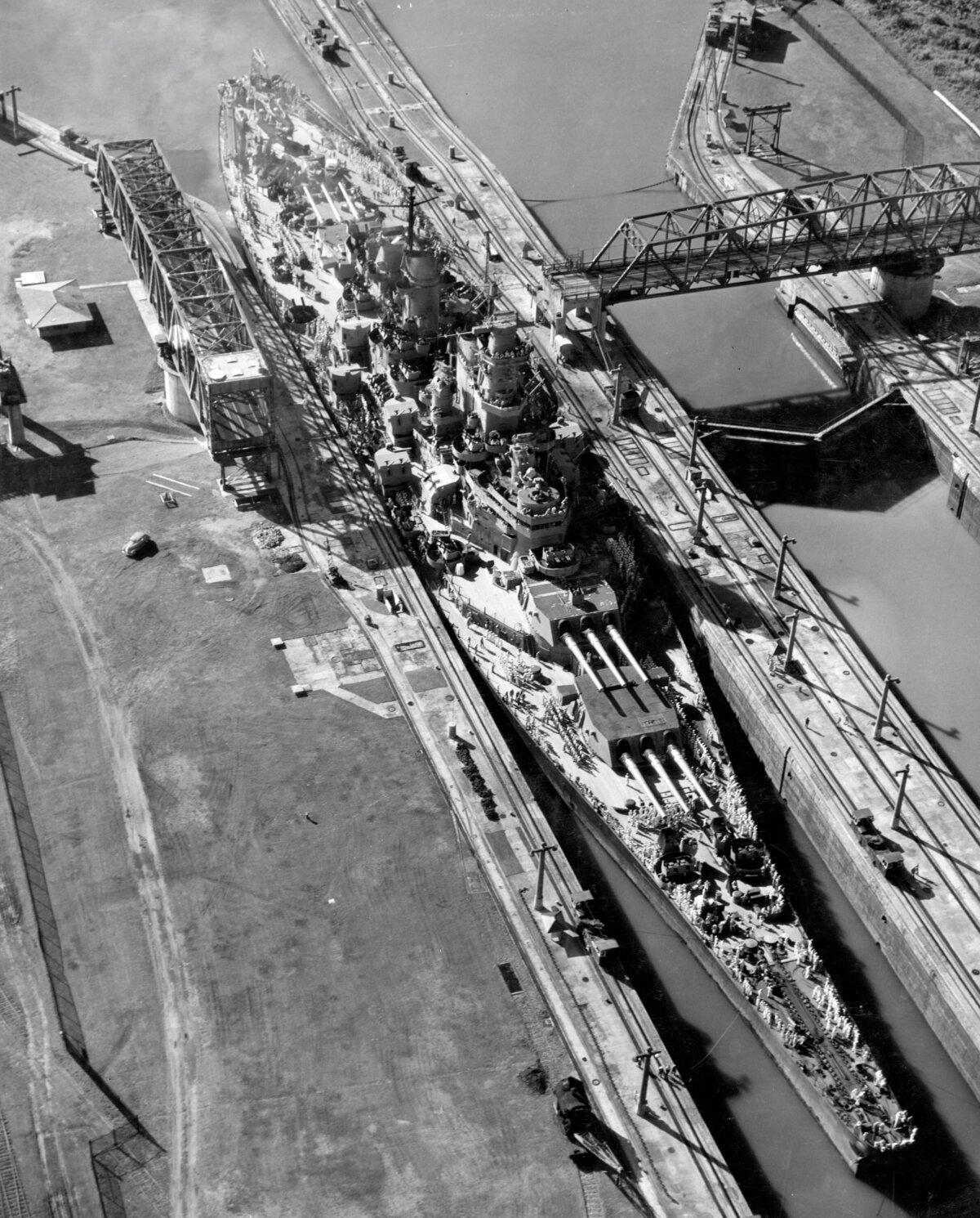 USS Missouri, an Iowa-class battleship, passes through the canal in 1945. (Public Domain)