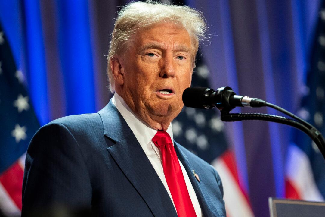 US Should Abolish the Debt Ceiling, Trump Says