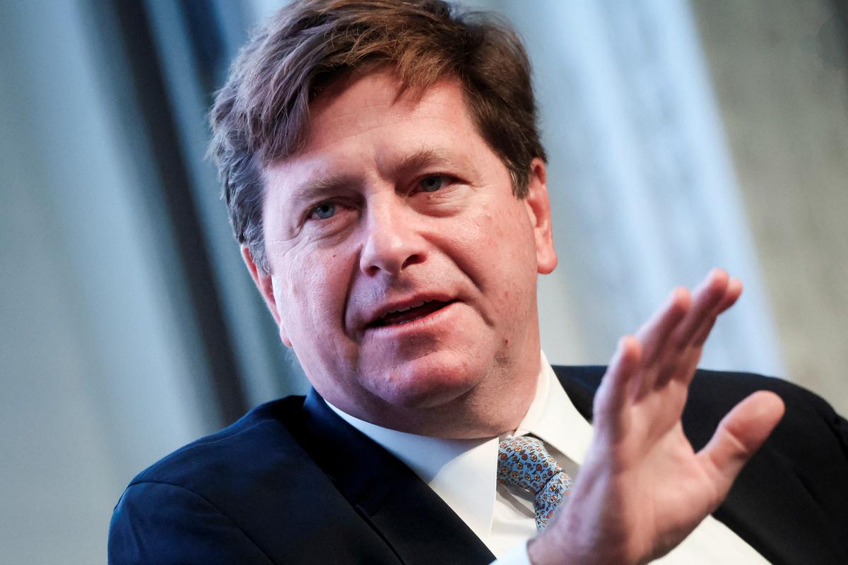 Trump Nominates Former SEC Chair to Serve as US Attorney for Southern District of New York thumbnail