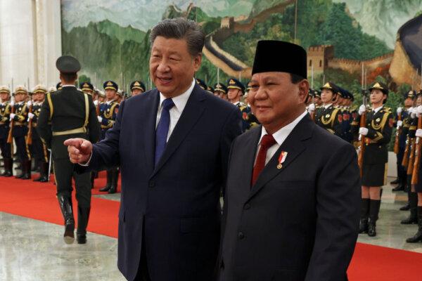 Indonesia Edges Closer to Beijing, Signing a $10 Billion Trade Deal