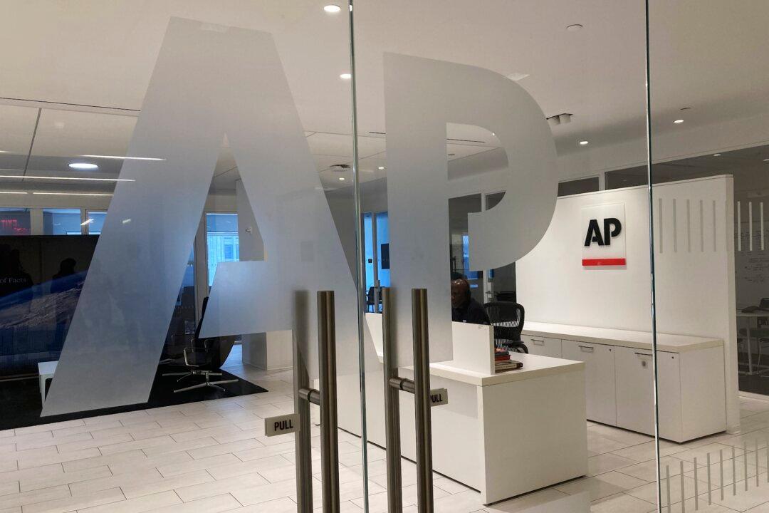AP Says Reporter Blocked From Oval Office Over ‘Gulf of America’ Policy