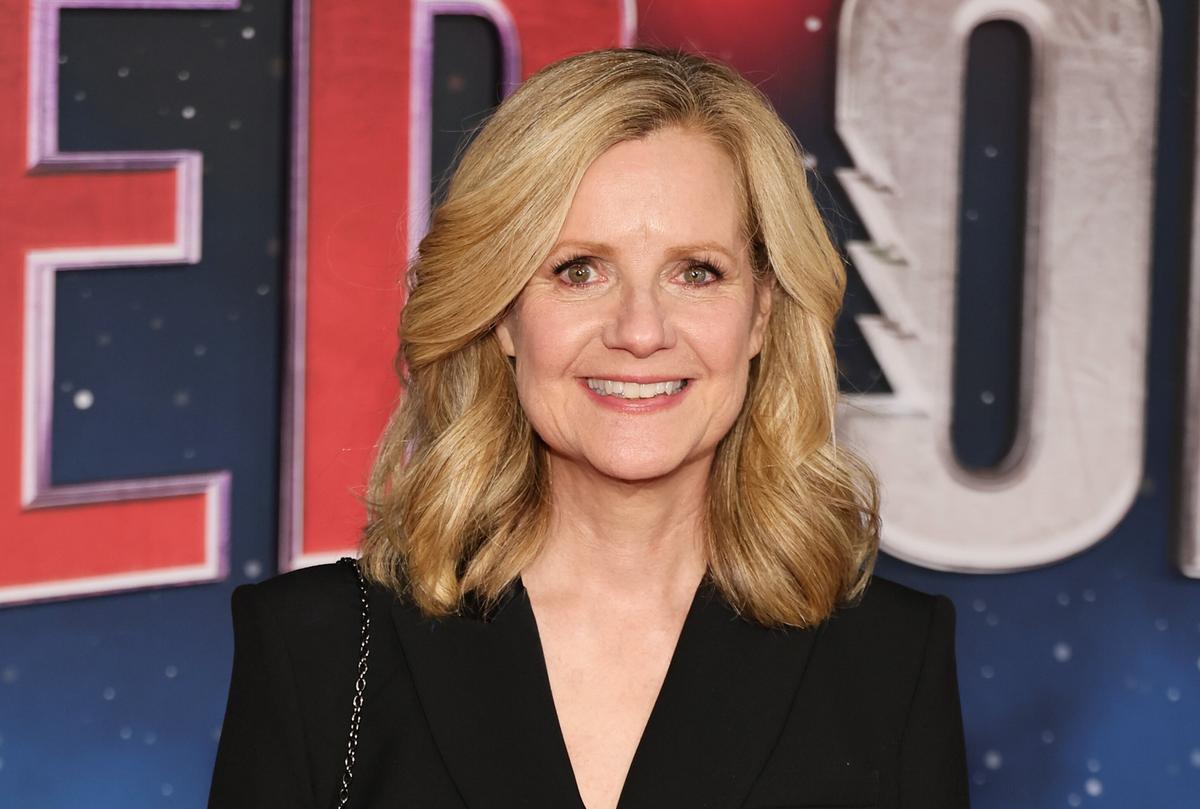 Bonnie Hunt Says Her Experience as a Nurse Made Her Choose Family-Friendly Roles