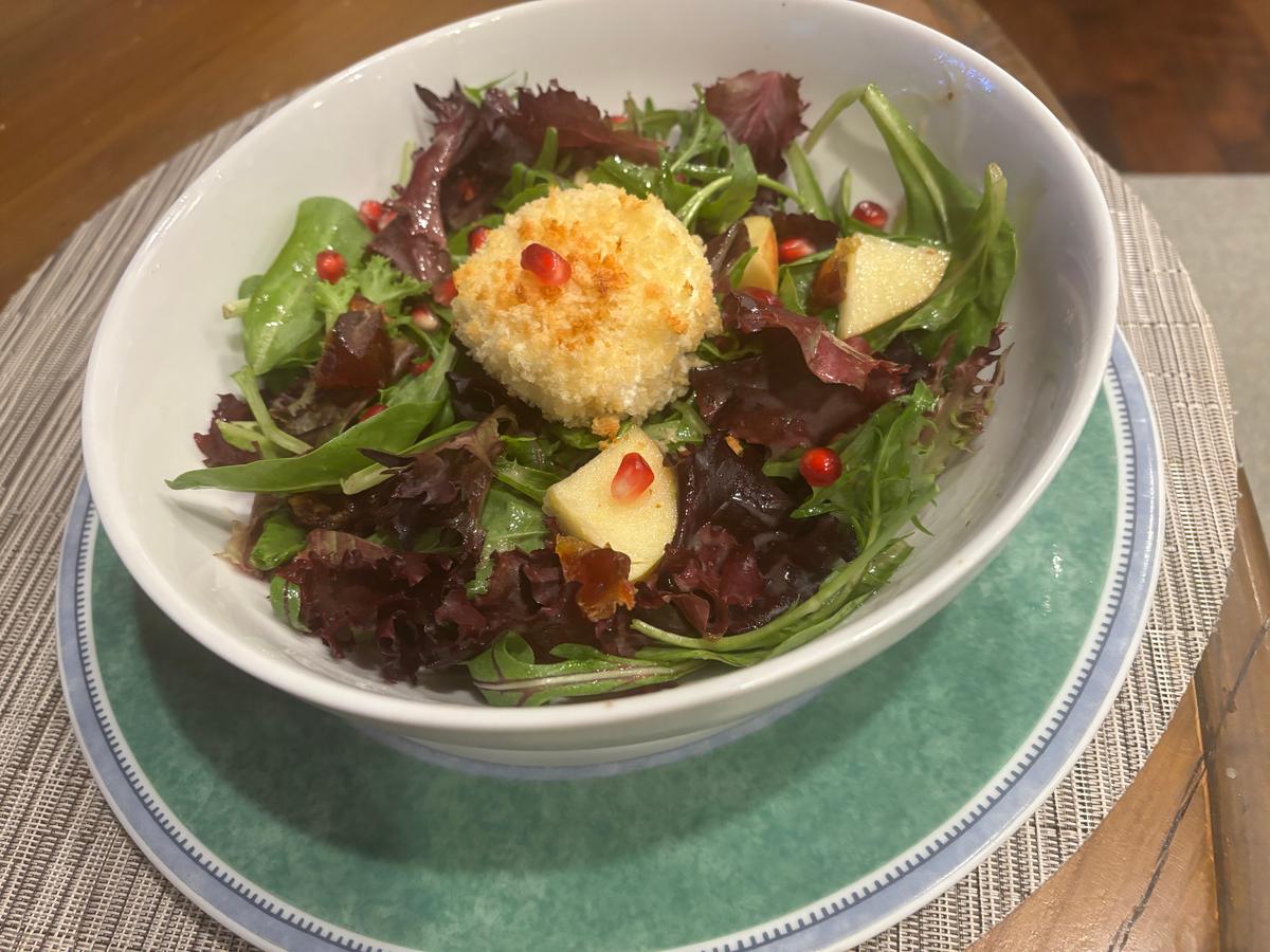 This Holiday Salad Is Colorful and Delicious