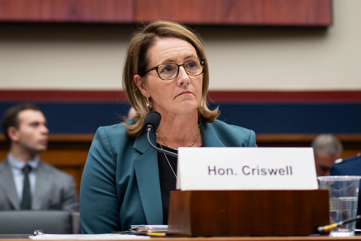 FEMA Chief: ‘No Evidence’ Senior Officials Ordered Discrimination Against Trump Supporters thumbnail