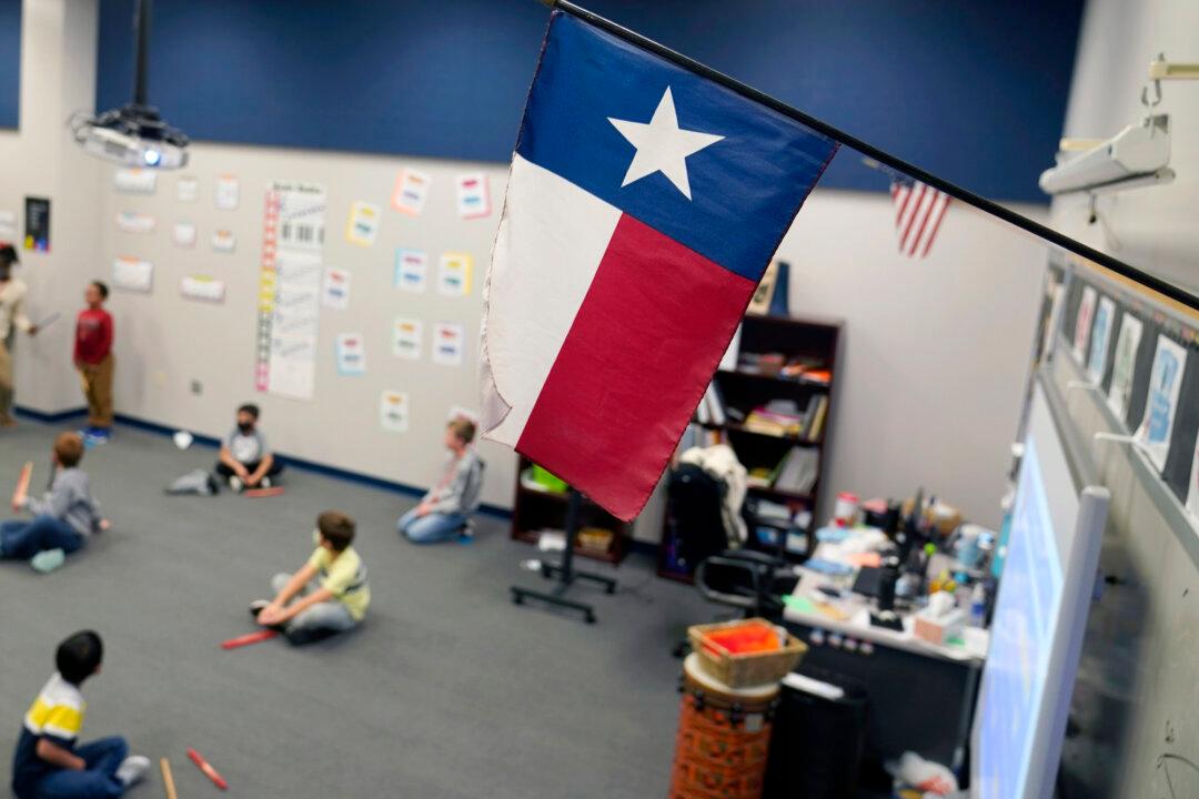 Texas Approves New Curriculum, Allows Public Schools to Teach Bible Stories in K–5 Classes