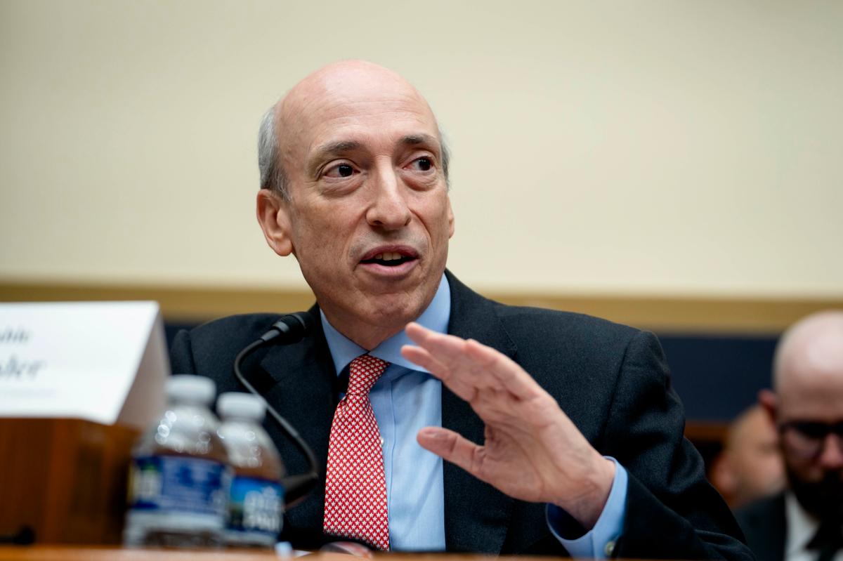 SEC Chair to Step Down Upon Trump Administration’s Return
