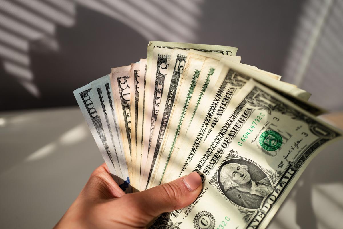 Americans Need $5.3 Million Net Worth to Be Considered Financially Successful: Survey thumbnail