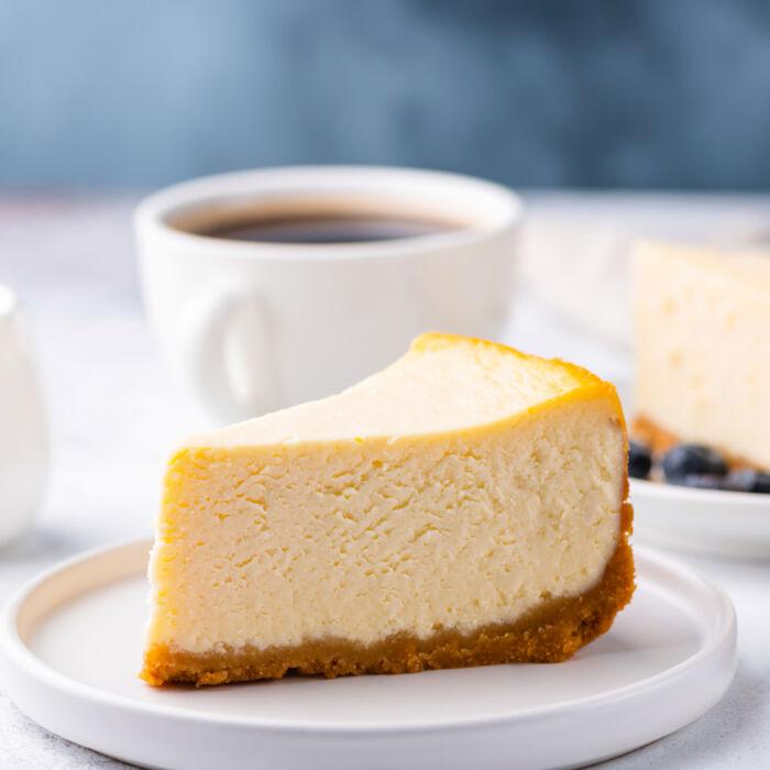 Classic New York Cheesecake
