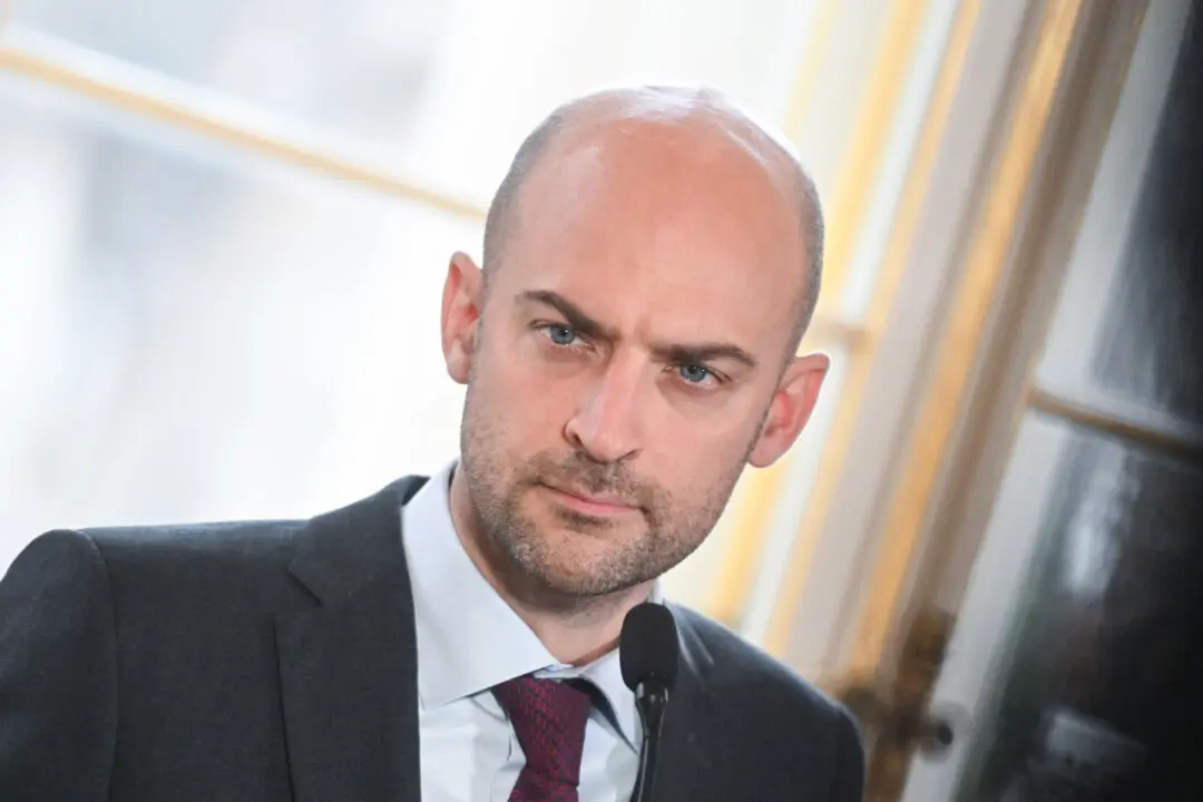 France Backs EU Plan to List Iran’s Islamic Revolutionary Guard Corps as Terrorist Group