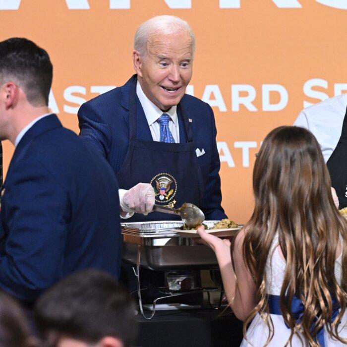 Bidens Attend Friendsgiving Dinner in Staten Island, NY