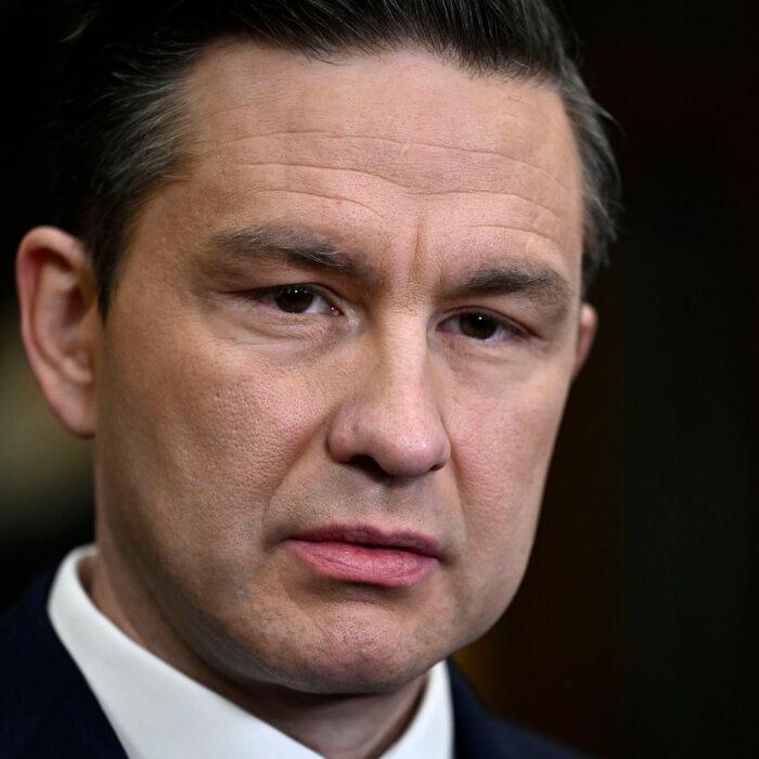 Poilievre Pledges ‘Canada First’ Approach in Response to Trump’s Tariffs Threat