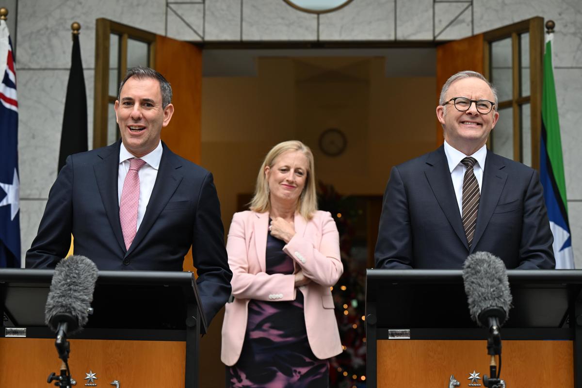 Social Media Bans, Deportations: Key Laws Passed Overnight That Will Impact Australians in 2025