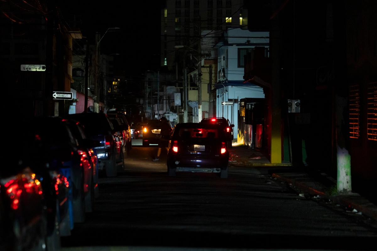 Puerto Rico Power Outage Leaves Most of Island in Darkness on New Year’s Eve thumbnail