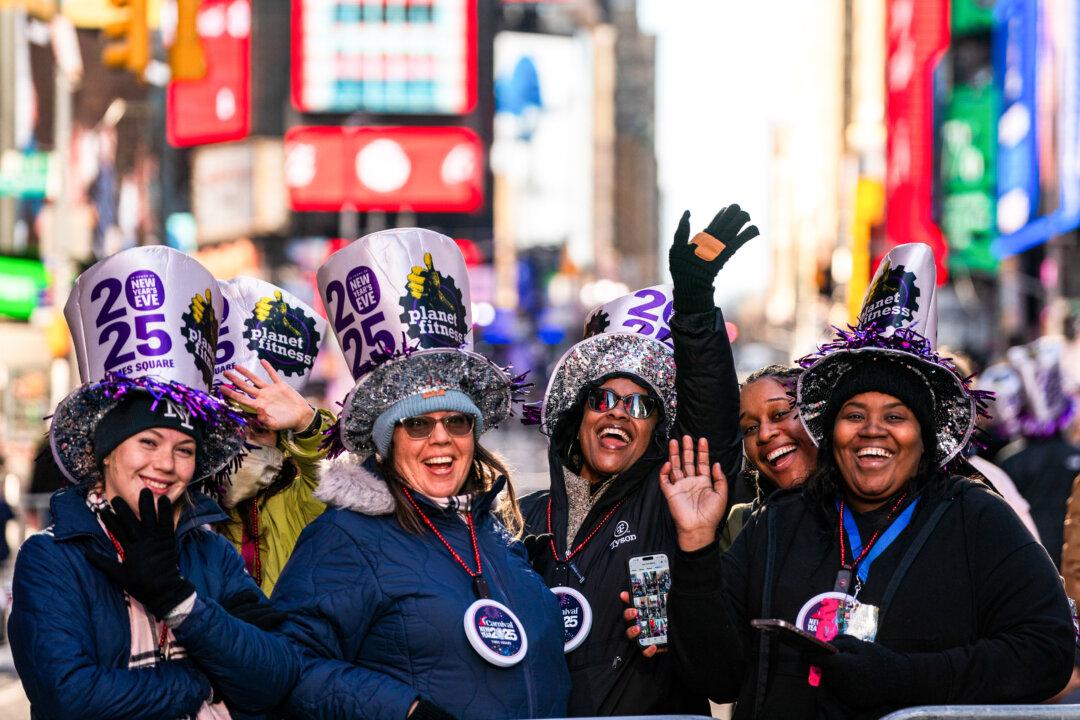 Australia Travellers Turning Away From US as Visit Numbers Slump