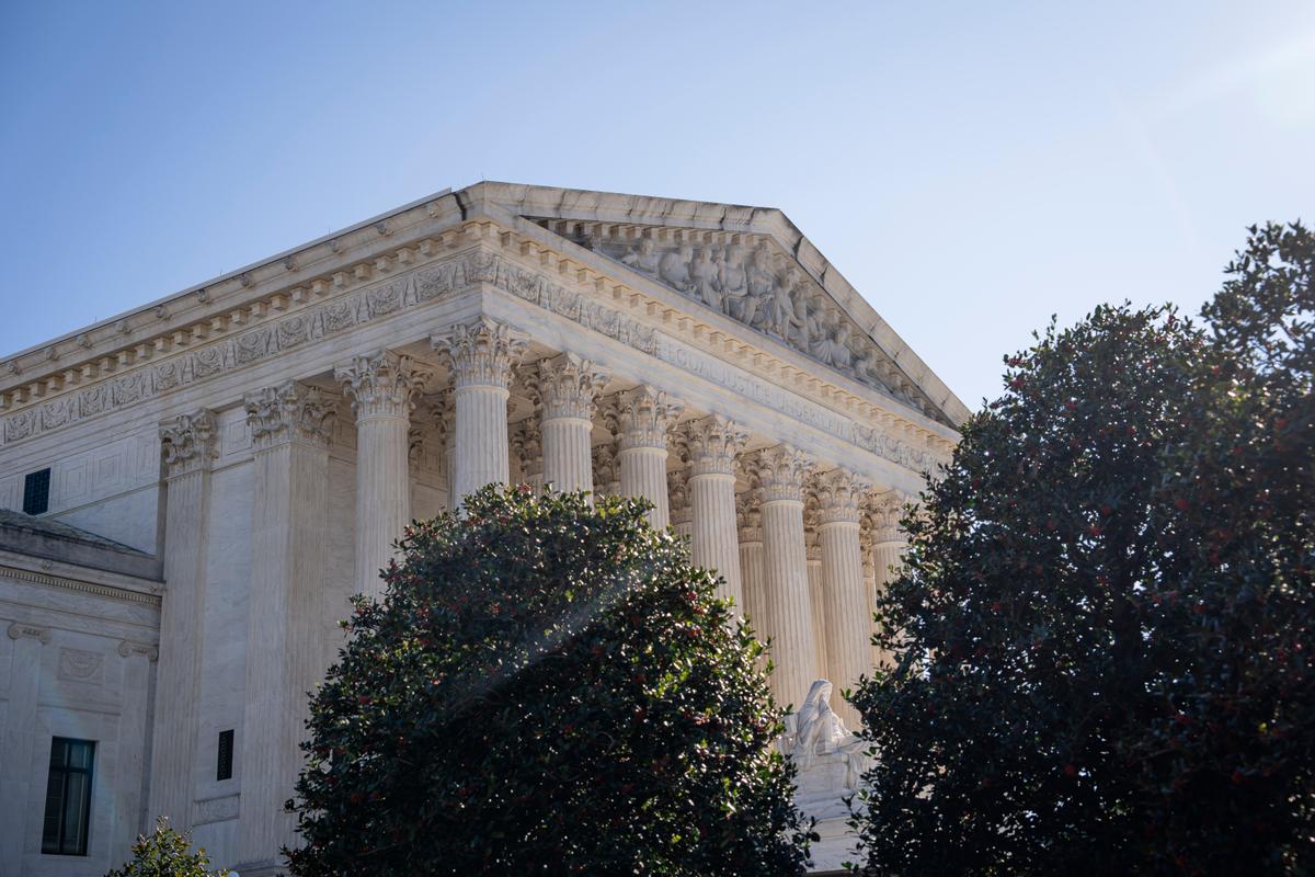 Supreme Court Hears Dispute Over Environmental Review of Utah Rail Project thumbnail