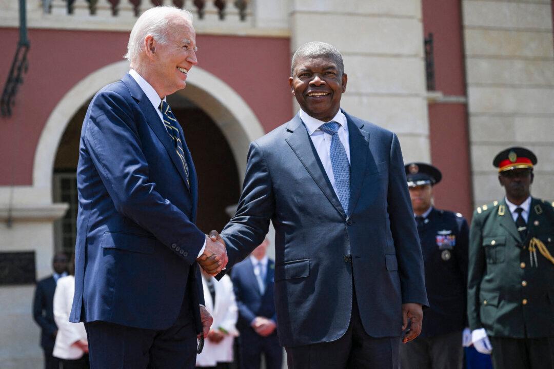 Biden Meets Angolan President, Says US Is ‘All in on Africa’