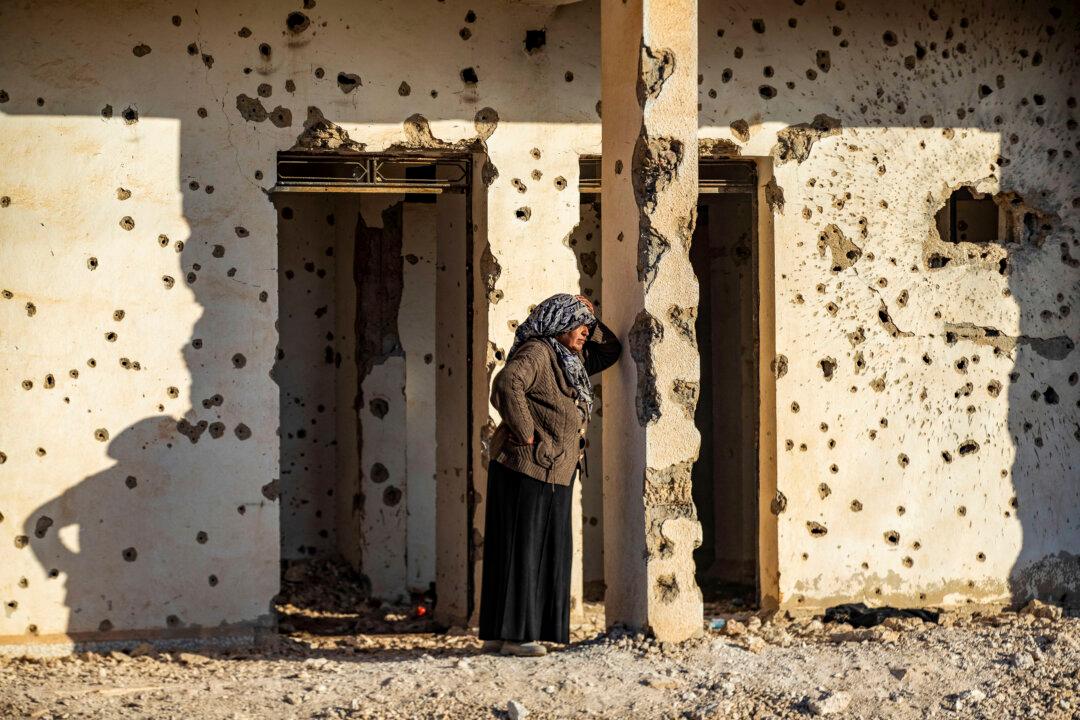 Syrian Army Withdraws From Key City of Hama as Terrorist Groups Advance