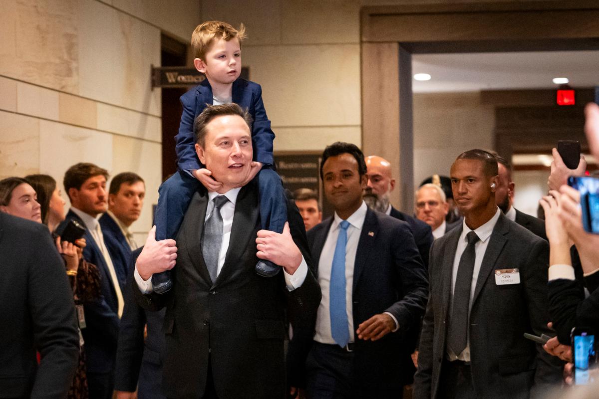 Musk, Ramaswamy Meet With Top Republicans on Capitol Hill thumbnail