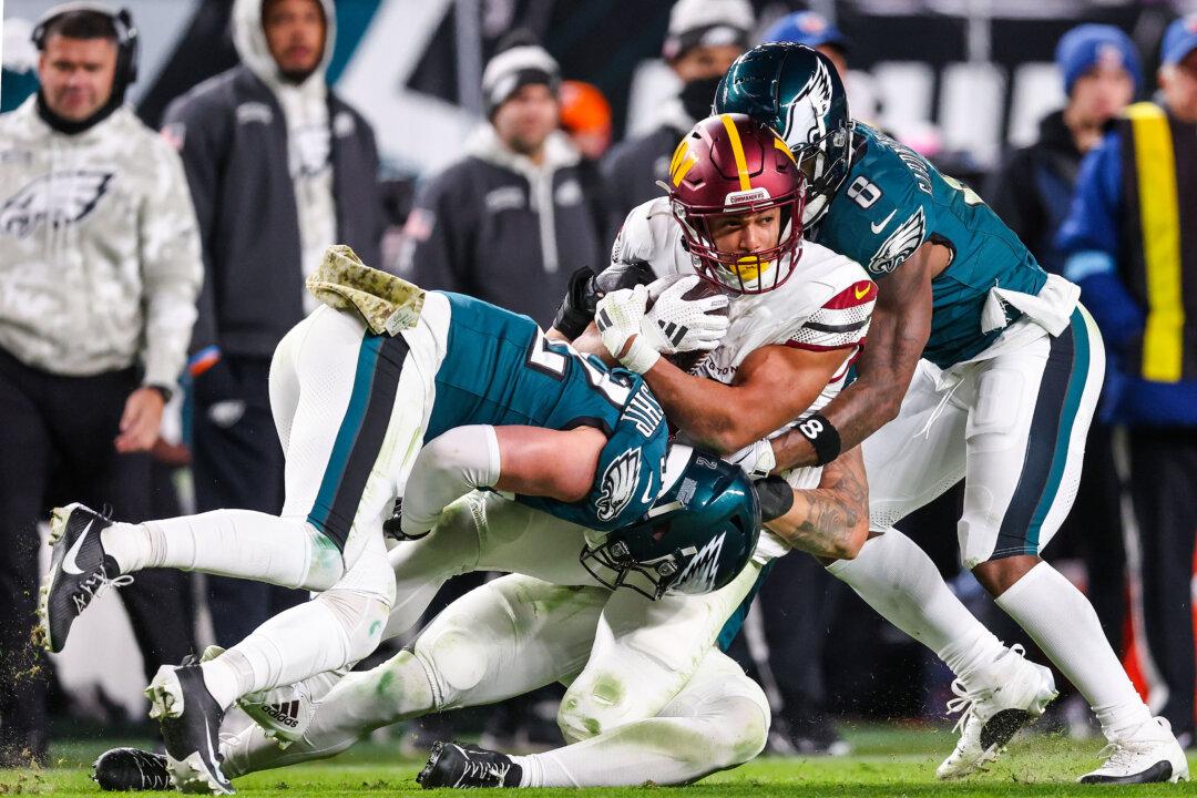 Commanders’ Running Back Describes Memory Loss After 2 Concussions This Season