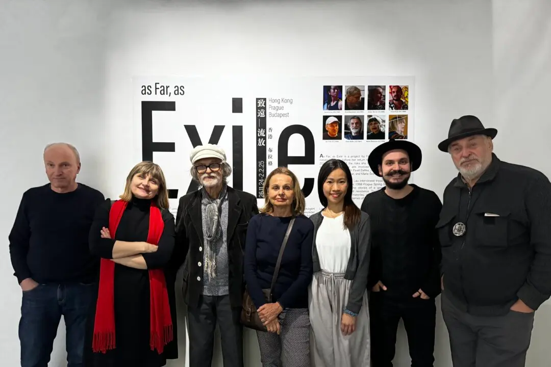 Hong Kong Artist in Exile Exhibits in Hungary, Exposing Impact of Communism