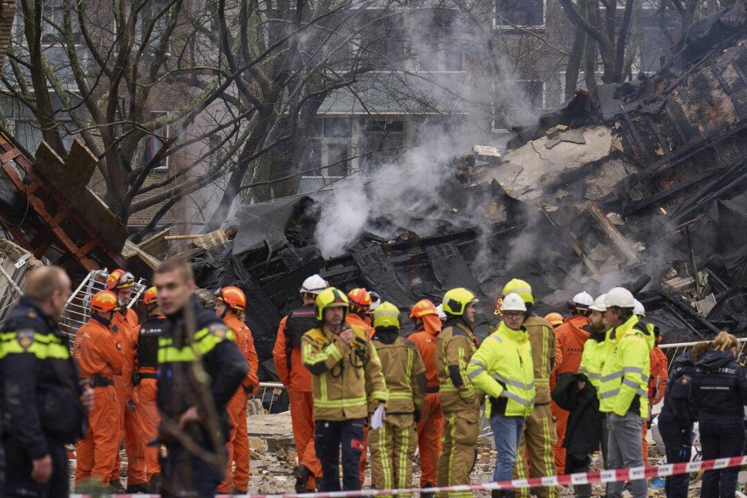 Explosion Destroys Apartment Block in Dutch City, Killing at Least 3 and Injuring Others