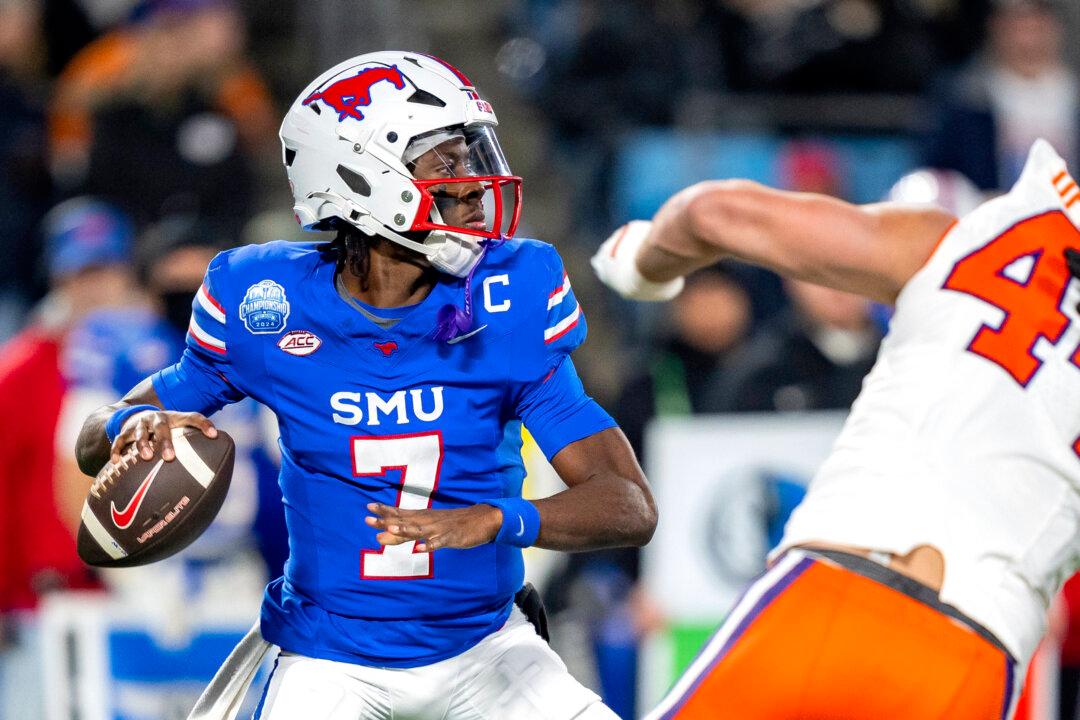 First 12-team College Football Playoff Set, Oregon Seeded No. 1 and SMU Edges Alabama for Last Spot