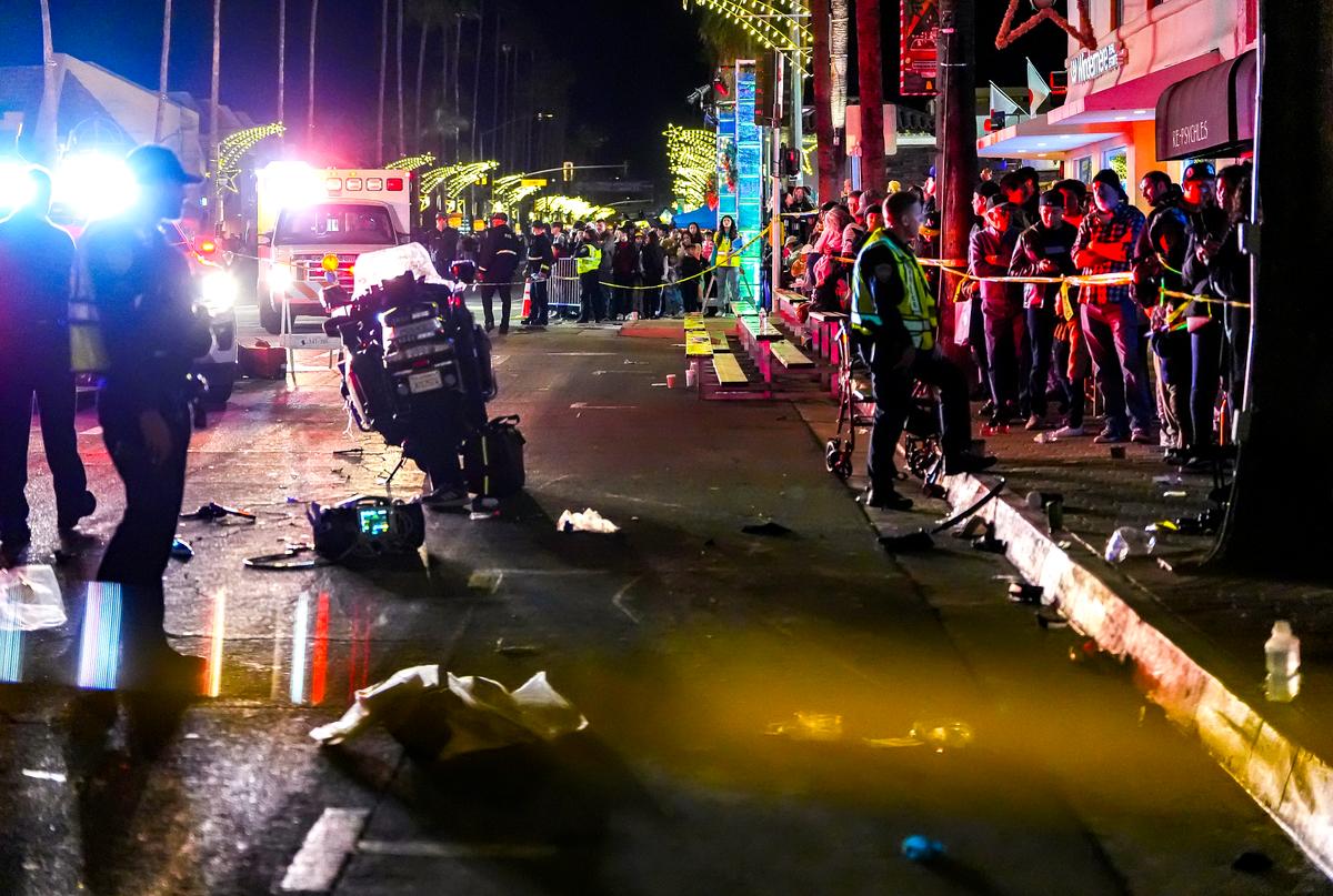 10 Injured After Police Traffic Officer on Motorcycle Crashes Into Bystanders at California Parade