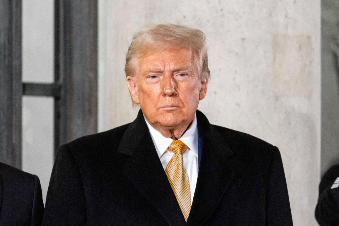 Trump Plans to Pardon Jan. 6 Defendants on First Day in Office