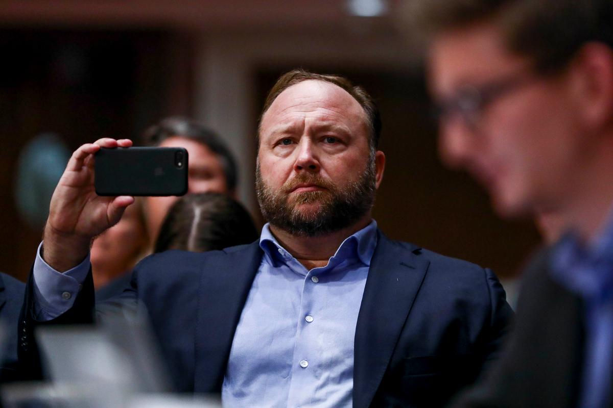 The Onion’s $1.75 Million Offer Faces Legal Scrutiny in Alex Jones Bankruptcy Case thumbnail