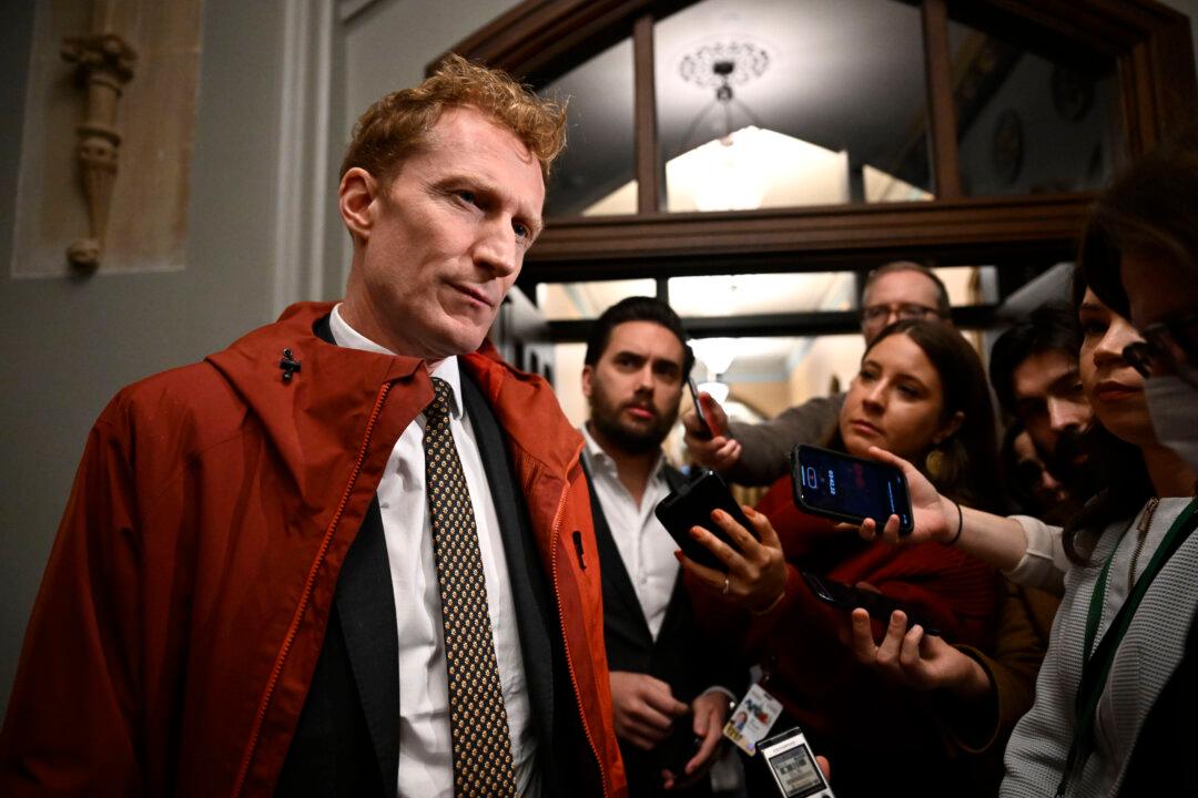 Canada Continues to Review Syrian Refugee Claims as European Nations Pause Intake