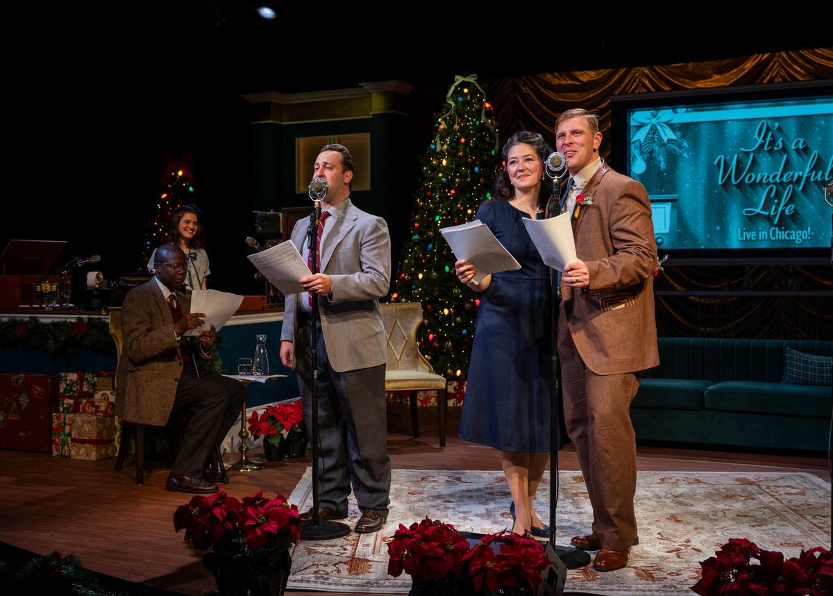 The cast, in "It's a Wonderful Life: Live in Chicago!" (Michael Brosilow)