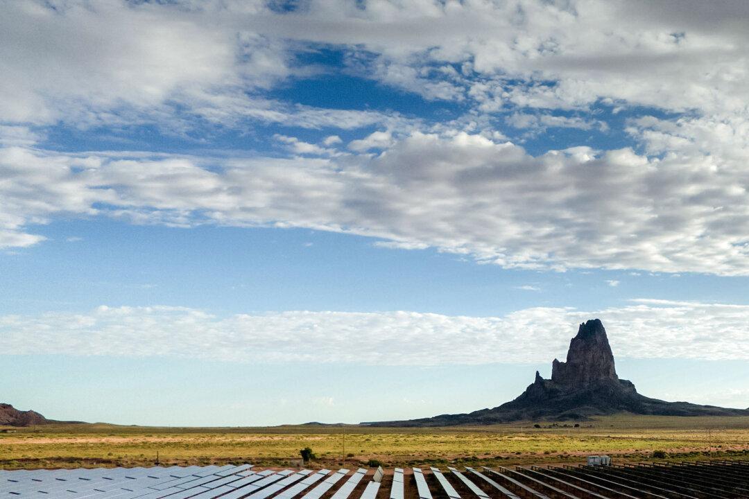 US to Hike Tariffs on Chinese Green Tech Materials