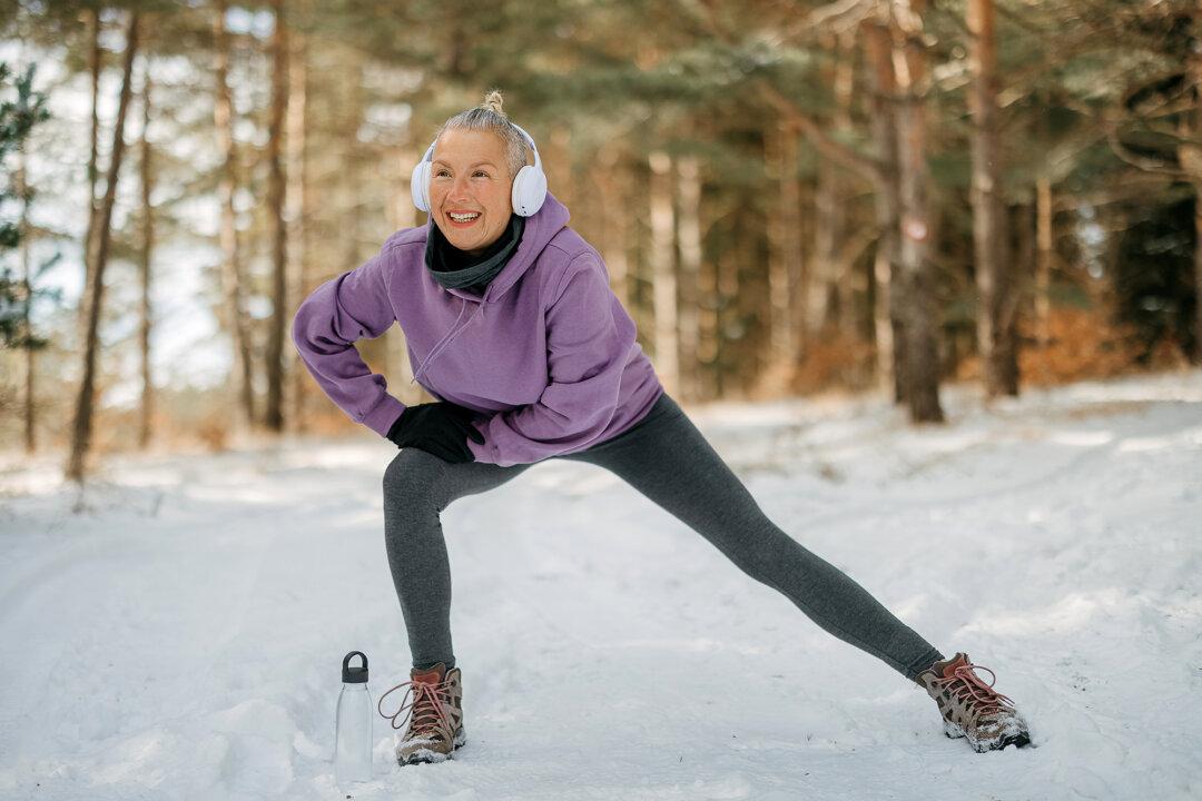 Cold Not Frozen: 6 Hot Winter Exercises to Keep You Moving