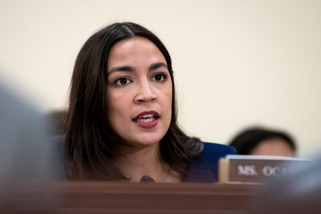 AOC Says She Won’t Run for Top Democratic Seat on House Oversight Committee