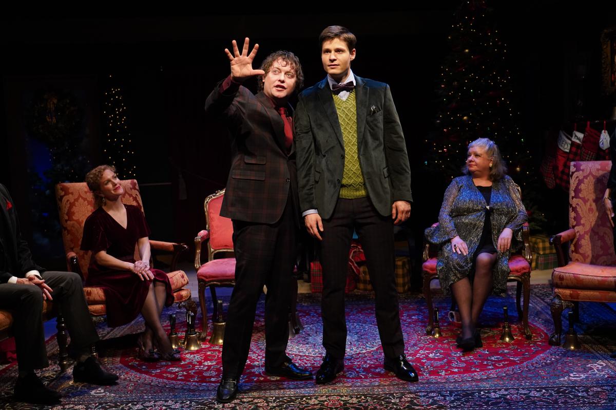 Ashley Robinson and Reed Lancaster (C), and the cast of "A Child's Christmas in Wales." (Carol Rosegg)