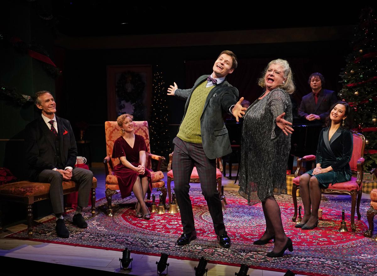 Reed Lancaster, Polly McKie, and the cast of "A Child's Christmas in Wales." (Carol Rosegg)