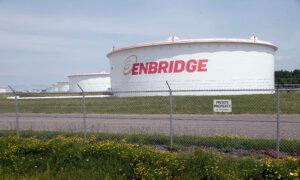 Enbridge Pipeline Leak Spills 70,000 Gallons of Crude Oil in Wisconsin
