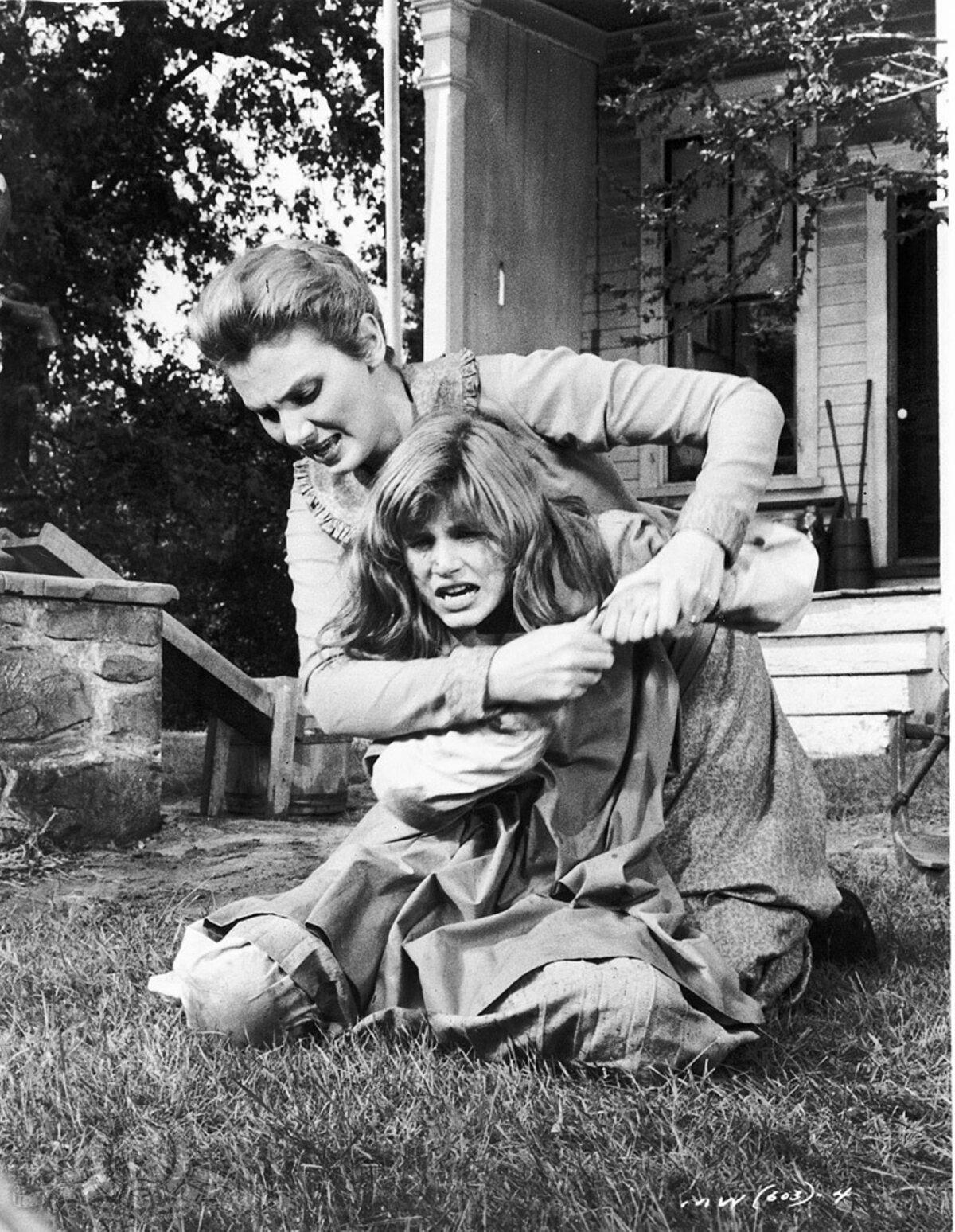 Helen Keller (Patty Duke, front) struggles with her mother, Kate Keller (Inga Swenson), in “The Miracle Worker.” (MovieStillsDB)