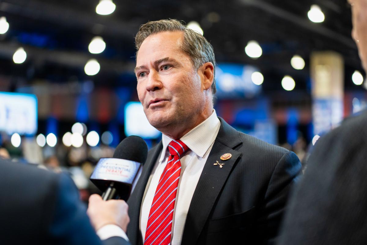 Trump Adviser Suggests ‘Iron Dome’ Over America Amid Drone Sightings