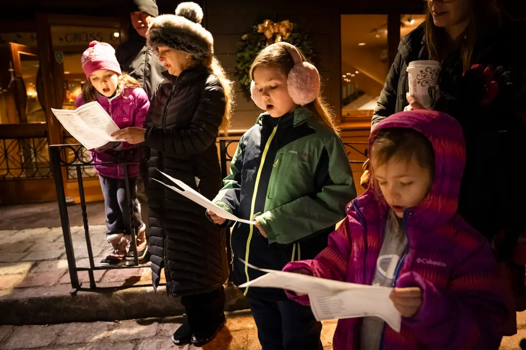 LIVE NOW: Christmas Carols in Manger Square, Bethlehem