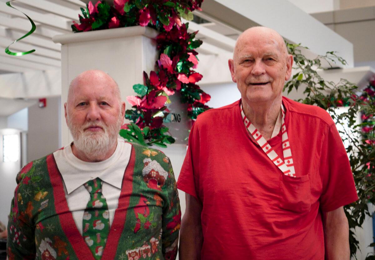 Victor Svinthlassen (R) and fellow resident Wilbert Kanopp at Silvera for Seniors Aspen Community in Calgary on Dec. 9, 2024. (Carolina Avendano/The Epoch Times)