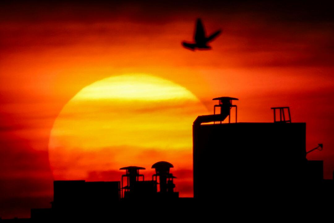 Checking Chinese Influence in Kuwait