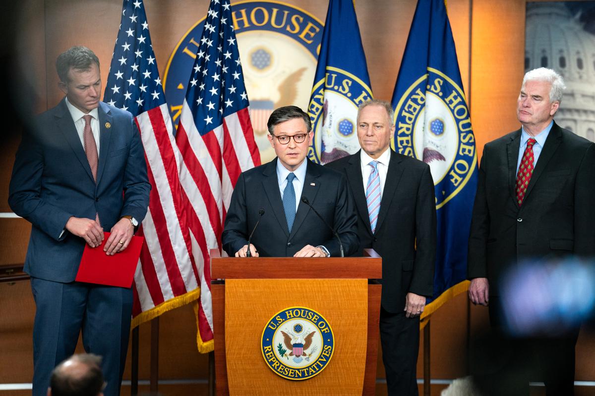 Congress Unveils Short-Term Funding Bill to Avoid End-of-Year Government Shutdown thumbnail