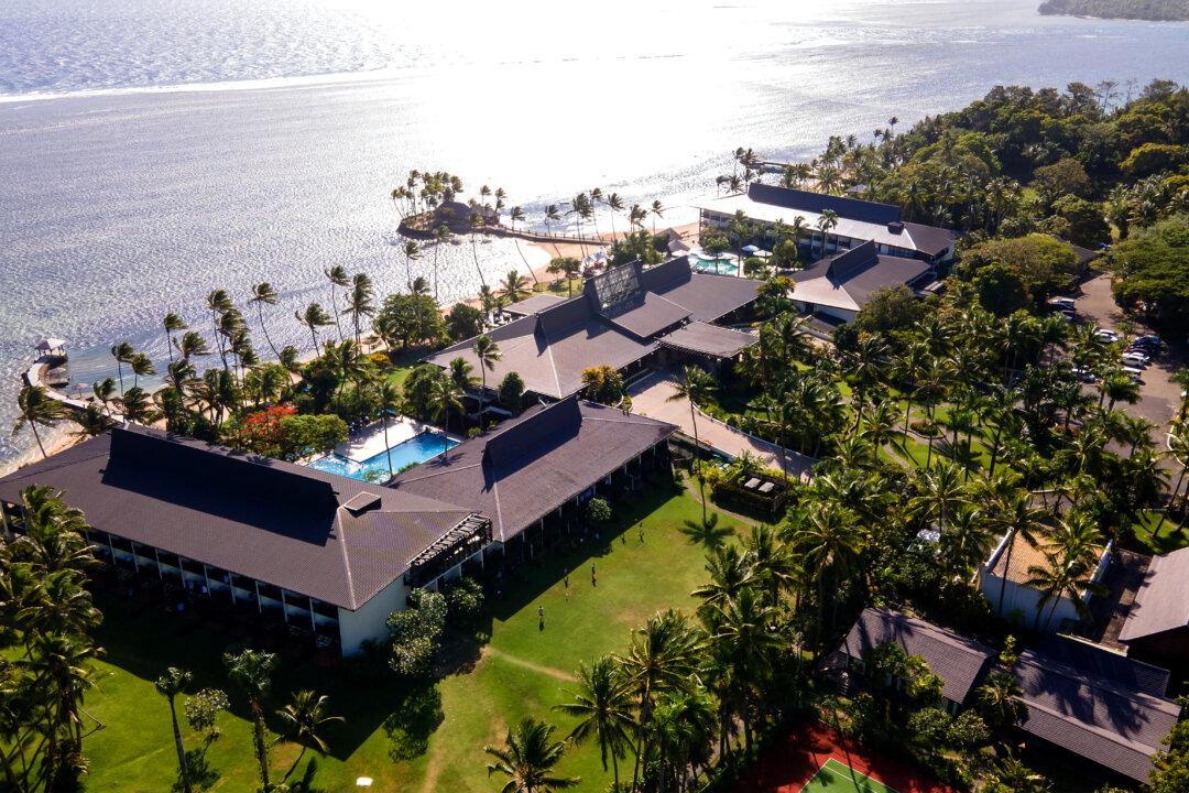 Fiji Leader Reassures Tourists After Mass Alcohol Poisoning Incident