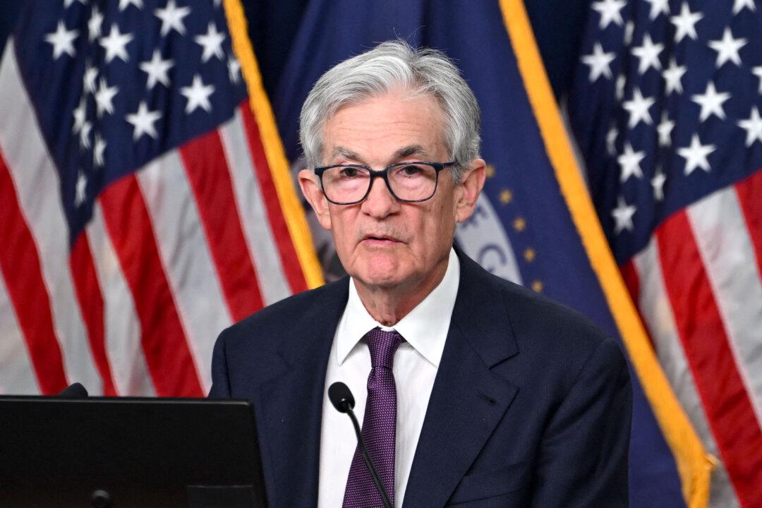 Federal Reserve Officials Are Concerned About Inflation Effects of Trump Policies: Meeting Minutes