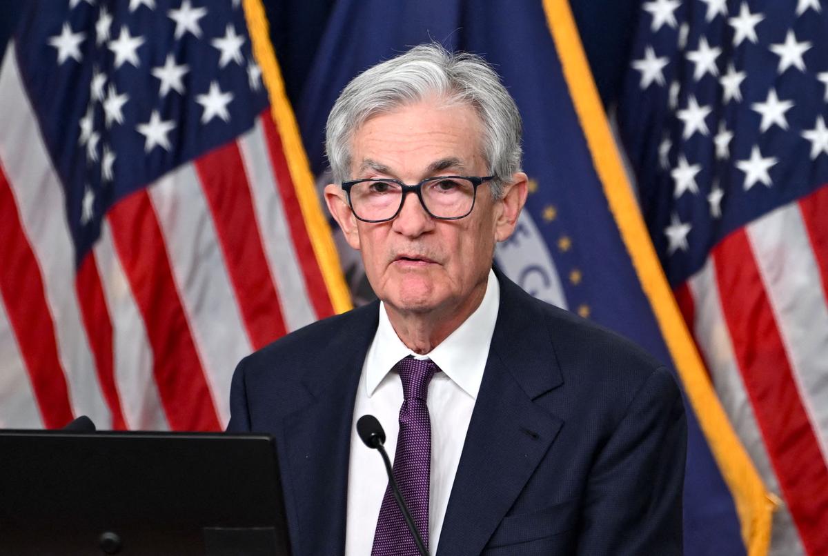 Federal Reserve Officials Are Concerned About Inflation Effects of Trump Policies: Meeting Minutes