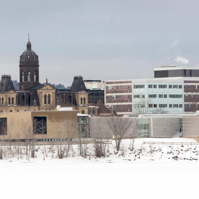 New Brunswick Reverses School Pronoun Policy of Previous PC Government